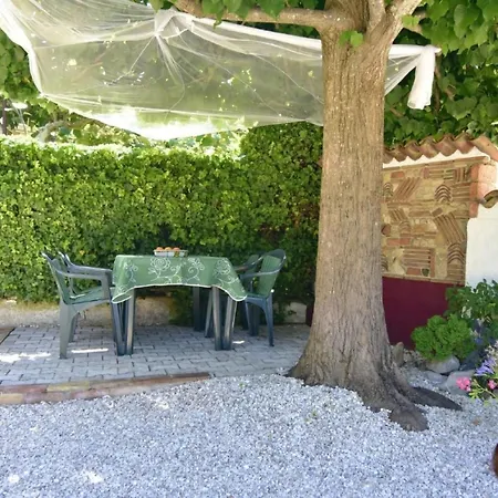 Apartman Kuca Dario By Interhome *